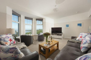 Beachside Fistral, Newquay